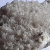 Quartz<br />Baimashan tunnel (construction site), Qianbaxia, Wuyishan, Nanping Prefecture, Fujian Province, China<br />17 x 7 cm<br /> (Author: Volkmar Stingl)