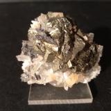 Chalcopyrite, Galena, QuartzZona minera Cavnic, Cavnic, Maramures, Rumanía43 x 37 mm (Author: Sante Celiberti)