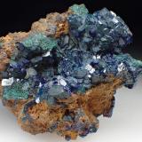 Azurite and MalachiteMine Bleu, Chessy-les-Mines, Les Bois d'Oingt, Villefranche-sur-Saône, Rhône, Auvergne-Rhône-Alpes, Francia5 x 4,5 x 3 cm (Author: Benj)