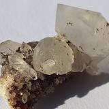 Quartz, FluoriteTúnel tren alta velocidad Chengnan, Wuyishan, Prefectura Nanping, Provincia Fujian, China2 x 1 cm (Author: Volkmar Stingl)