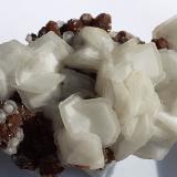 Calcite, Siderite, GoethiteMina Herja, Chiuzbaia, Baia Sprie, Maramures, Rumanía5 x 3,5 cm (Author: Volkmar Stingl)