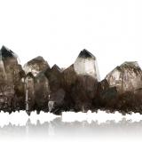 Cuarzo<br />Aiguille de l'Eboulement, Les Petites Jorasses, Mont Blanc, Chamonix, Haute-Savoie, Auvergne-Rhône-Alpes, Francia<br />74 x 12 x 23 cm / cristal principal: 22 cm<br /> (Autor: Museo MIM)