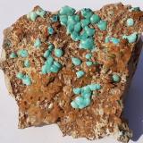 Chrysocolla, CalciteFalkenstein, Schwaz, Zona Brixlegg-Schwaz, Distrito Schwaz, Valle Inn, Tirol Norte, Tirol, Austria9 x 9 cm (Author: Volkmar Stingl)