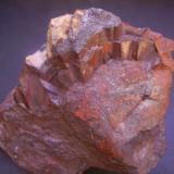 Hematites<br />Grupo Minero Petra Tercera, Ólvega, Comarca del Moncayo, Soria, Castilla y León, España<br />13 x 12 cm.<br /> (Autor: Antonio Alcaide)