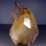 Calcita. Elmwood Mine, Usa. 17´5x13 cm. Cristal de 15´5 cm (Autor: geoalfon)