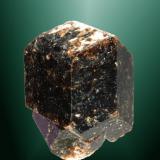 Dravita
Mineral Claim 82, Yinnietharra Station, Perth, Austràlia.
7,0 x 4,8 x 5,2 cm.
Abundantes a finales de los 70, parecen haber pasado a mejor vida. (Autor: Carles Curto)