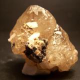Cerusita
Mibladen - Midelt - Marruecos
3,5 x 4 cm
Otra vista del cristal. (Autor: panchito28)