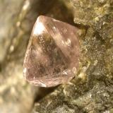 Diamante
Kimberley, Sudáfrica
35 x 30 x 20 mm.
detalle (Autor: José Luis Zamora)