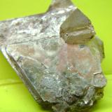 Moscovita y cuarzo
Belvís de Monroy - Cáceres - Extremadura - España
cristal de cuarzo 1 x 1 cm. (Autor: P. apita)