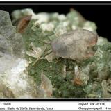 Titanite
Talèfre glacier, Mont Blanc, Chamonix, Haute-Savoie, Rhône-Alpes, France
fov 14 mm (Author: ploum)