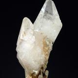 Calcite
Verchniy Mine, Dal&rsquo;negorsk, Primorskiy Kray, Russia
3.5 x 10.0 cm.
Scalenohedral calcite crystals to 4.0 cm. perched on a column of arborescent tan calcite and quartz. (Author: crosstimber)