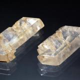 Gypsum
Willow Creek, Nanton, Alberta, Canada
1.9 x 3.5 cm and 2.1 x 4.2 cm.
Two loose doubly terminated transparent gypsum crystals. (Author: crosstimber)