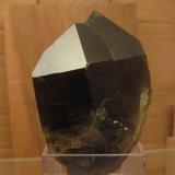 Smoky Quartz
Isle of Arran, Scotland, UK
67mm x 40mm x 38mm
Same specimen as above - backside (Author: Mike Wood)