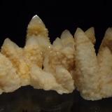 Quartz
309 Rd, Whitianga, New Zealand
18x12cm
A larger cluster of fat quartz crystals with a secondary quartz overgrowth, no matrix. (Author: Greg Lilly)