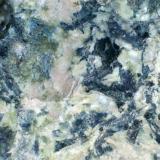 Diabasa (detalle)
Sierra de Enmedio (Murcia, España)
20X
Los componentes minerales de la roca: plagioclasa blanca, piroxenos y anfíboles negros y verdosos con algún grado de alteración; la epidota se ha descrito en las metadiabasas de la zonas; se observa también un componente rosado (¿quizá algo de feldespato alcalino?) y unos gránulos de color azul intenso en la parte superior izquierda. (Autor: prcantos)