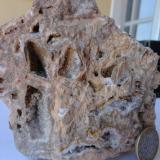 Roca carneola 7  de 8
Comarca ValdeJalón. Zaragoza
A veces encuentras geodas de calcita más o menos grandes. (Autor: germanvet)