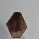 Flogopita<br />Distrito Betroka, Región Anosy, Madagascar<br />4 x 3,5 x 0,5 cm<br /> (Autor: Raul S. Llorente)