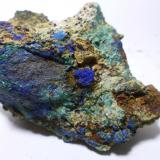 Azurita<br />Mines de Can Montsant, Can Montsant (Massís del Montnegre), Hortsavinyà, Tordera, Comarca Maresme, Barcelona, Cataluña / Catalunya, España<br />5,6 x 3,9 x 4,2 cm<br /> (Autor: heat00)