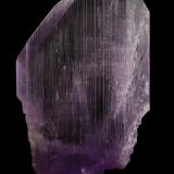 Spodumene (variety kunzite)Pegmatita Mawi, Nilaw-Kolum, Distrito Du Ab, Provincia Nuristan, Afganistán20,5 x 10,5 x 36,0 cm (Author: MIM Museum)