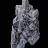 Quartz, Fluorite, Pyrite, SphaleriteMina Nikolaevski, Dalnegorsk, Distrito urbano Dalnegorsk, Primorsky Krai, Far-Eastern Region, Rusia15.0 x 7.5 cm (Author: am mizunaka)